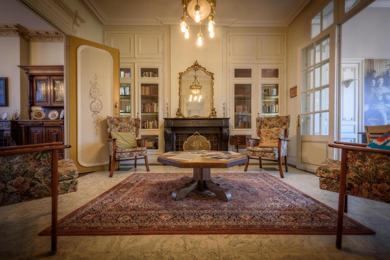 فندق Talbot House بوبرينغي المظهر الخارجي الصورة